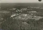 Flygfoto över Pukebergs glasbruk.