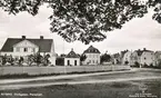Olofsgatan i området Paradiset visar prov på den småskaliga flerfamiljsbebyggelse som var vanlig under 1930- och 1940-talen.