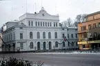 Teatern med juldekorationer.