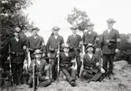 Gruppbild Landstormen Stående från v: Nr 2 Alfred Löf, Nr 5 Johan Löf.