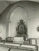 Altare och altaruppsats i Virserums kyrka.