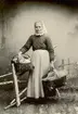 Försäljerskan Anna Pettersson, Hästmahult, sålde träslöjd från Gullabo och Torsås 1900-1930.