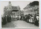 Firande av Barnens Dag i Kalmar 1906, från Stortorget.