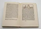 Uppslag ur facsimil av Sveriges första inkunabel Dialogus Creaturarum Optime Moralizatus (Skapelsens sedelärande samtal) som trycktes av Johann Snell 1483 i Stockholm.
.
De äldsta böckerna i det moderna boktryckeriets historia kallas inkunabler, från latinets incunabula, 'ursprung'. De trycktes i senare hälften av 1400-talet i små upplagor.

Boktryckaren har för hand målat anfanger och särskilda 