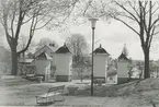 Kyrkogårdsgrindarna till Mörlunda kyrka.