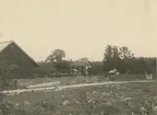 Motiv från en gård i Askaremåla.