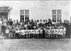 Mölltorps missionsförsamling, söndagsskolfest år 1929. Fotot taget utanför missionskyrkan. Neg finns.