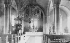 Interiör av kyrkan, år 1914. Förstoring 26 x 40 cm. Neg finns.