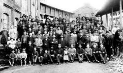 Hafslund Sulfitfabrikk i Skjeberg, arbeidsstokken i 1895.