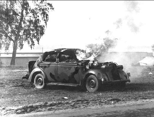 FJS, övning på Heden med personbil (Volvo) 1954.