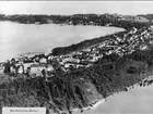 Flygfoto över Karlsborg, Rödesund, Fästningen m.m. Omkr 1935. Neg. finns. Förstoring 37 x 51 cm.