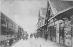 Karlsborgs järnvägsstation. Invigd den 26 juli 1876. Kortet taget omkr år 1900. Neg. finns. Förstoring 40 x 56 cm.