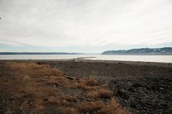 Holmskjæret på Hovinsholm, Helgøya, Hedmark med utsikt mot T