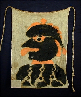 Jaktlapp av grovt, grått linne. Påsydda med jämna mellanrum på grovt rep av hampa. Alla lappar målade i svart och rött. 
Märkt med årtalet 1777
Repets längd  ca 95 m.
Lapparnas storlek ca 58 x 75  cm. 
Antal lappar: 61 + 4 st lösa.

Motiv: