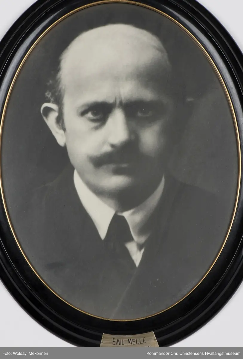 Foto, Emil Helle, bestyrer Sandefjord Sjømannsskole
1918-1945
Emil Melle, bestyrer Sandefjord Sjømannskole 1918-1945.