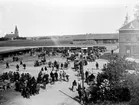 Karin Bäckström f. 1880 drev fotoateljé på Vasagatan 5 i Töreboda. Hon tog över den av sin far Thure Bäckström, som hade etablerat firman 1886, och hon drev den mellan 1896 -1916.
Karin Bäckström gifte sig år 1917 med John Knape.