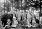 Kvänums folkskola slutet av 1930-talet.
Bland barnen:
Lisbeth Klasson, Skultorp, Kvänum och 
Gun-Britt Svantesson, Oltorp, Kvänum,
Ingegerd Andersson, Badenetorp