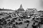 Lidköpings torg.
Repro ur Skara museums samlingar.

Orginalet taget på 1920-talet av A. Lindhe.