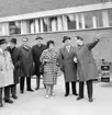 Politisk samling för bredspårsdiskussion 18/4 1963.
Disponent Curt Riese, Sk.L.S., informerar  Skaraborna från vänster nr ett Lennart Lindén, nr tre Stig Ahlström, nr fem Eva åsbrink.