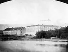 Lidköping. Stadshotellet, I byggnaden till vänster den om inhyrda telegrafen.