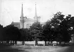 Kastanjelunden öster om domkyrkan.