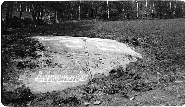 Skepplanda sn. 
Hällristning på "Jätteberget" vid Gullringen.