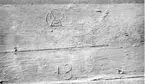 Edsvära sn. Gunnarstorp. Planka anträffad på vinden i gamla manbyggnaden.