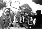 Herrcykel köpt hos Knut Olsson, Varnhem år 1932. 
Cykeln har tillhört Axel Lager. 
Enligt Lars Eriksson var denna cykel extremt lång och man fick sakta ned i god tid innan man skulle svänga, i annat fall hamnade man i diket.