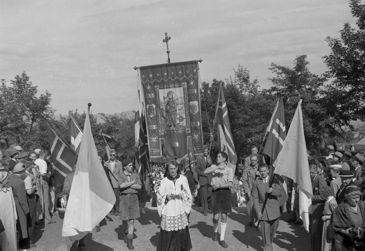 Kirkejubileet 1953. Katolsk prosesjon