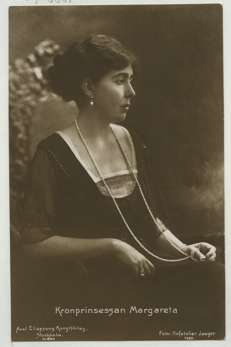 VY0010.
Kronprinsessan Margareta.
Hofatelier Jaeger 1920.