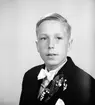 Konfirmanden Erik Valund. Foto 1947.
