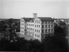 Islandsskolan, f,d, Flickskolan, efter ritningar av E.A.Hedin.
Stod färdig år 1880.