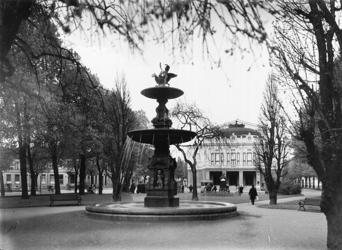Gävle stad – Norr. Esplanaden mot Teatern.
