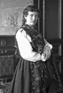 Teekla Hedlund, Gesters personal.