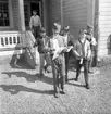 Skolavslutning vid Holmsunds skola i Bomhus. Juni 1969.
