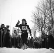 Skolungdomens fettistastävlingar på skidor. 1942