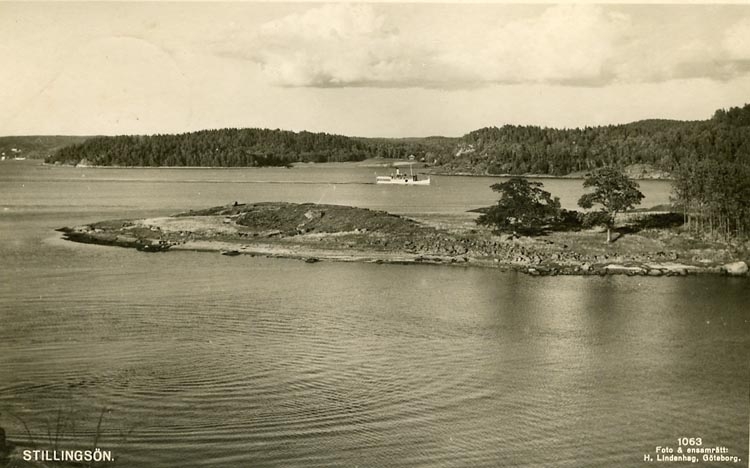 Enligt Bengt Lundins noteringar: "Sparreviken sedd från Stillingsön".