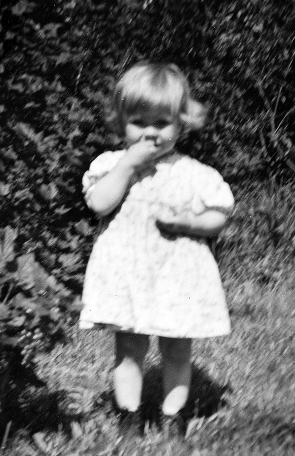 Ragnhild Engh f. 1950. Engelien (85/2).