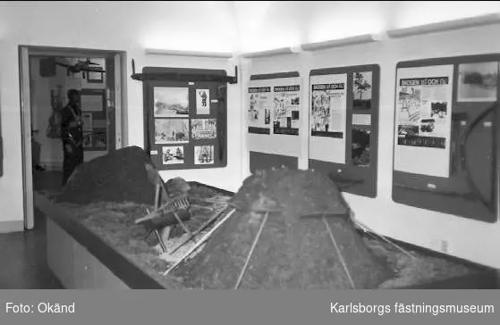 Karlsborgs museum, utställningen "Skogsbruk förr och nu" åren 1984 - 85. Här visas kolmila och kolarkoja.