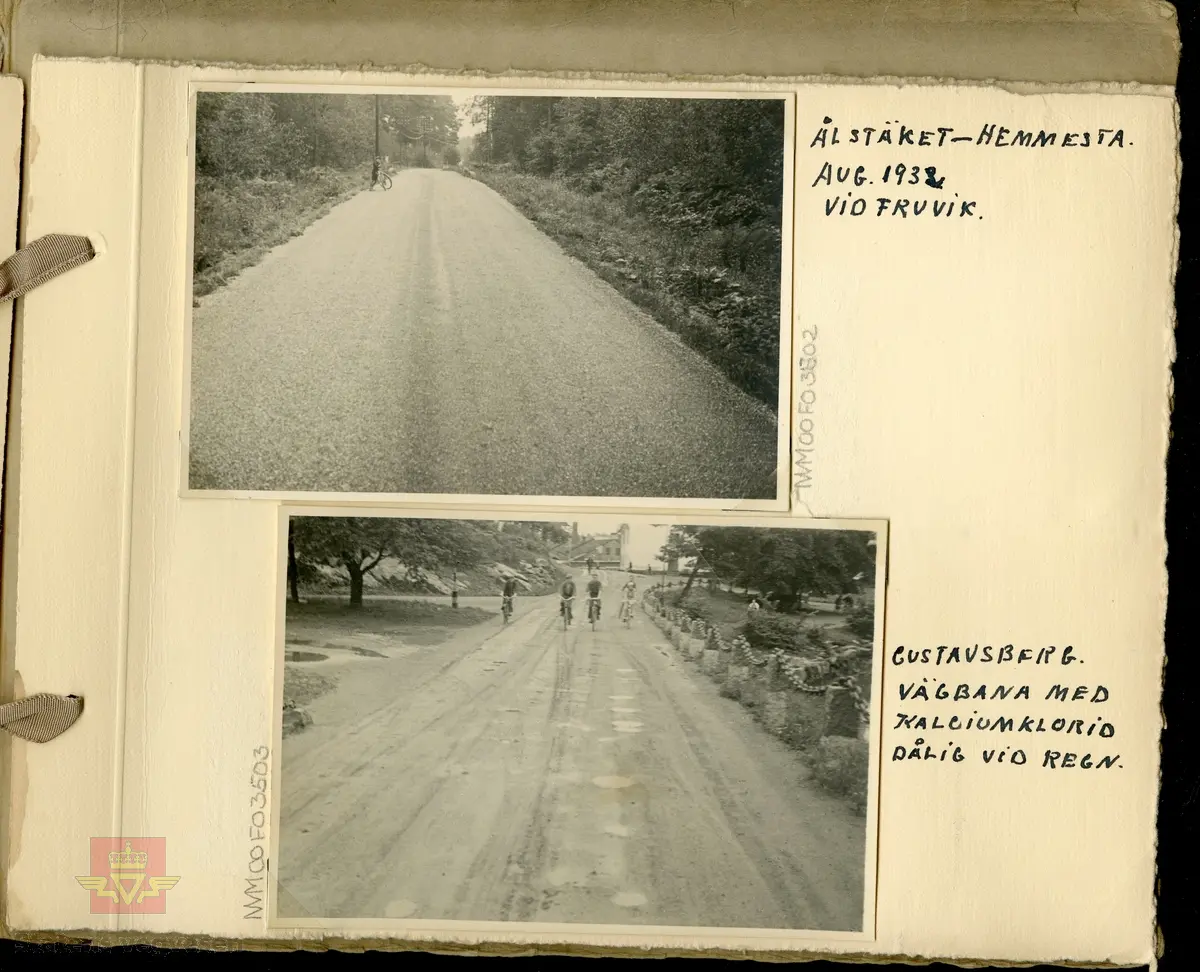 Album "Till Veidirektør Andreas Baalsrud,  Fr. A.S.W. Odelberg, Gustavsberg, Sverige. Oslo 4 feb 1933. Försök: Tiärinbränkt grusbana. 1932". Informasjon til bildene er skrevet for hånd. Innholdet i albumet viser tjærebehandling av veger i Sverige. Ref. til tre artikler i "Meddelelser av Veidirektøren", Nr. 11-November 1933. "Om tjærebehandling av veier, særlig med henblikk på den nye svenske metode," av avdelingsingeniør Axel Keim, side 163. "Billige  veidekker. Beretning om en studietur til Sverige og Danmark", av ingeniør Th. Resen-Fellie, side 168. Og på samme side fortsetter artkkelen  "Tjærebehandling av veier i Sverige", som er omtalt fra dette album. En ny metode for tjærebehandling av svenske grusveger er kort beskrevet I "Meddelelser fra Veidirektøren", Nr. 8-August 1932, side 130, og som knyttes til de andre artiklene.  Se vedlegg i nedlastinger.