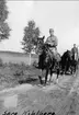 Serg Kihlberg till häst, år 1922.