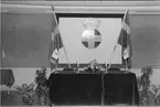 Svenska lottakårens flagga och emblem, år 1969.