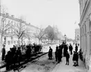 Nedläggning av spårvagnsräls på Nygatan. 1909 öppnades spårvägen i Gävle och anläggningen sköttes av elektricitetsverket.