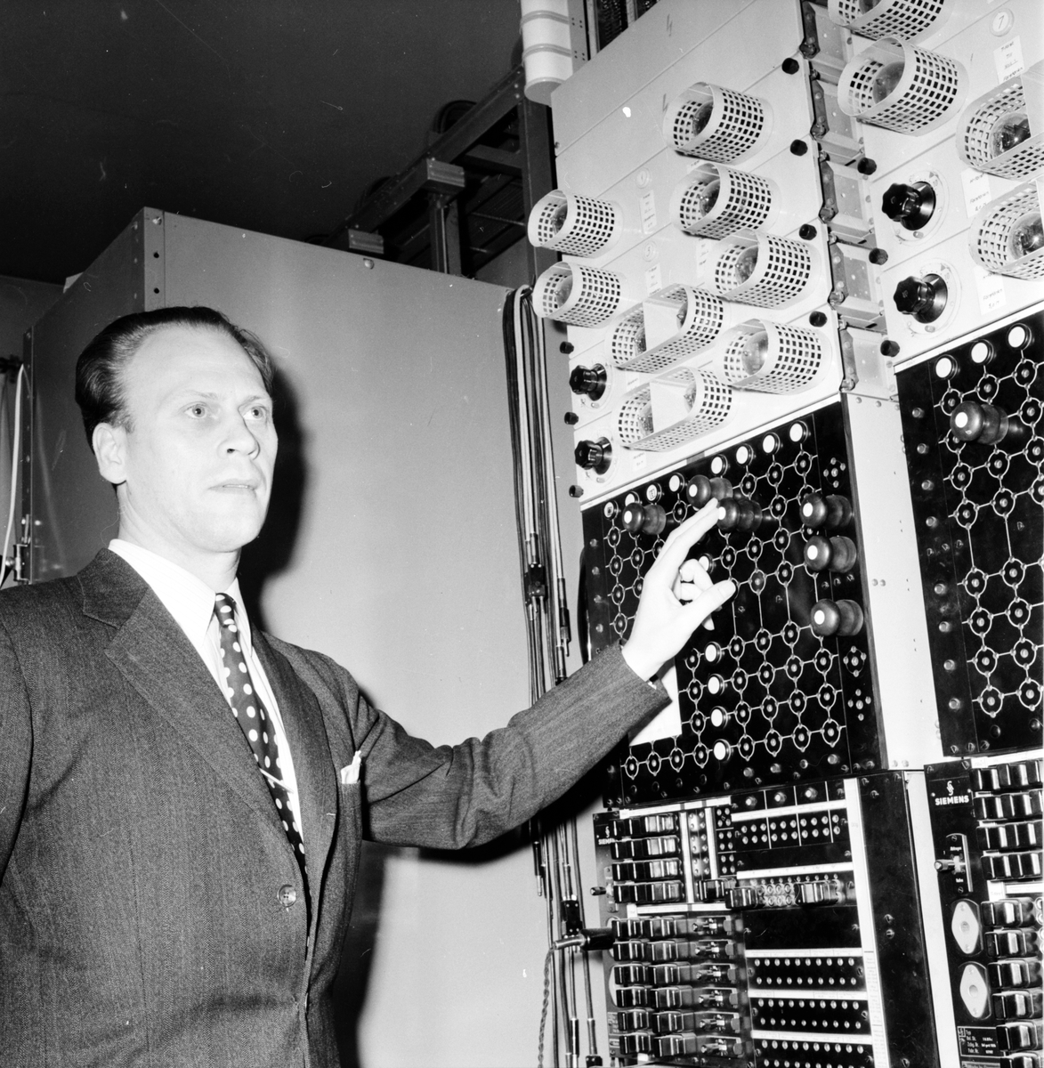 Bollnäs,
Tiberg Georg,Telekommisarie,
1955