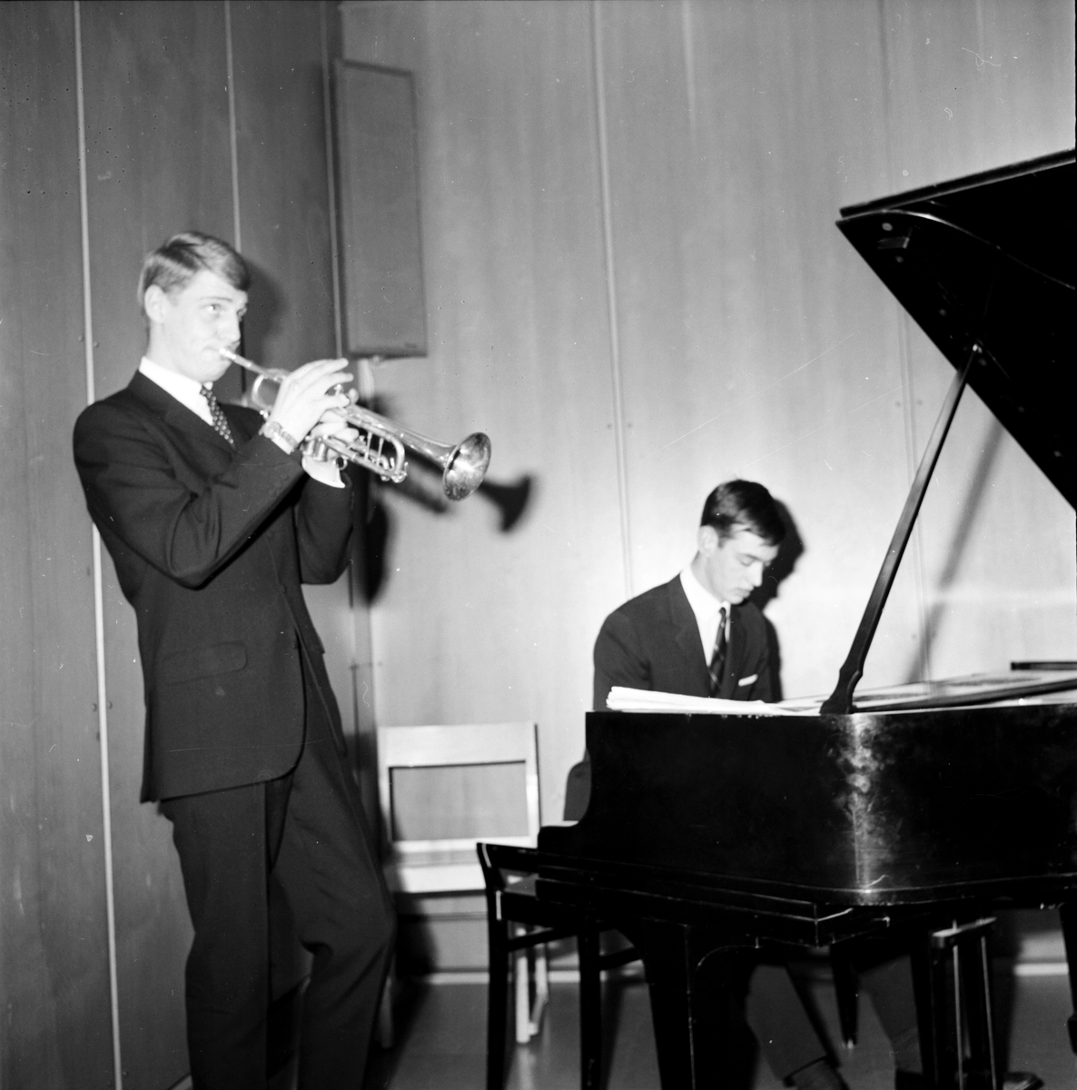Folkhögskolan,
Föräldraträff,
6 Mars 1966