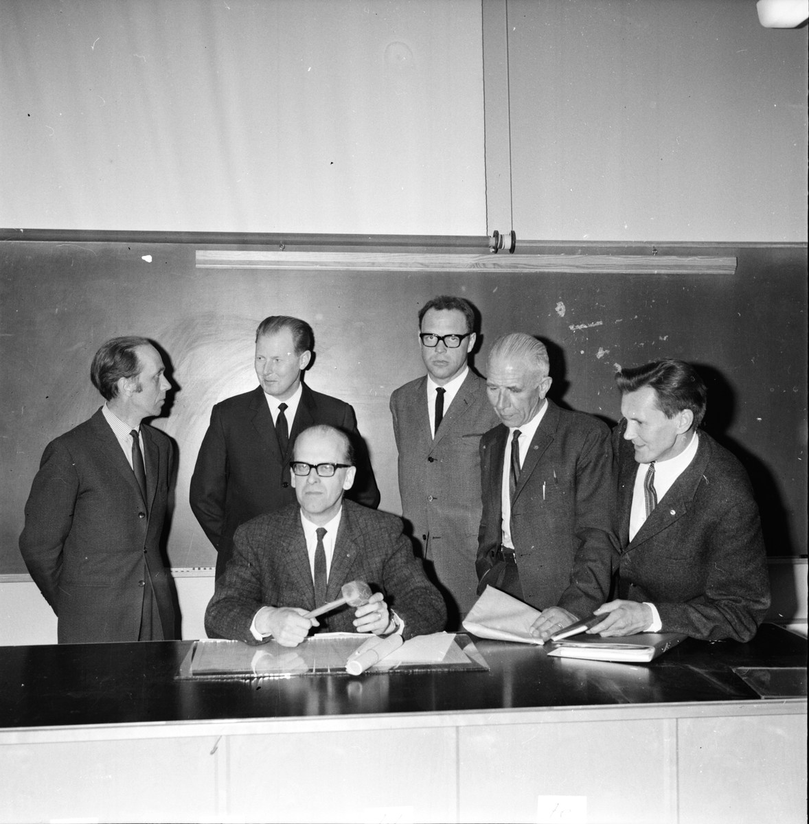 Naturskyddskretsens årsm. på Granbergsskolan,
Styrelsen,
23 April 1965