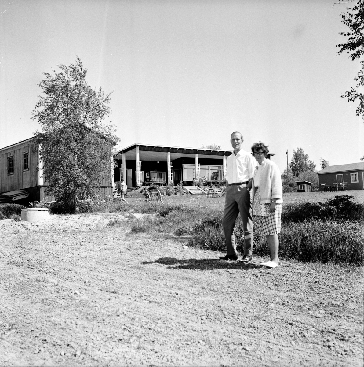 Vevlingestrands ungdomsgård. Renöfält Ingrid Zetterström.
15/6-1967.
