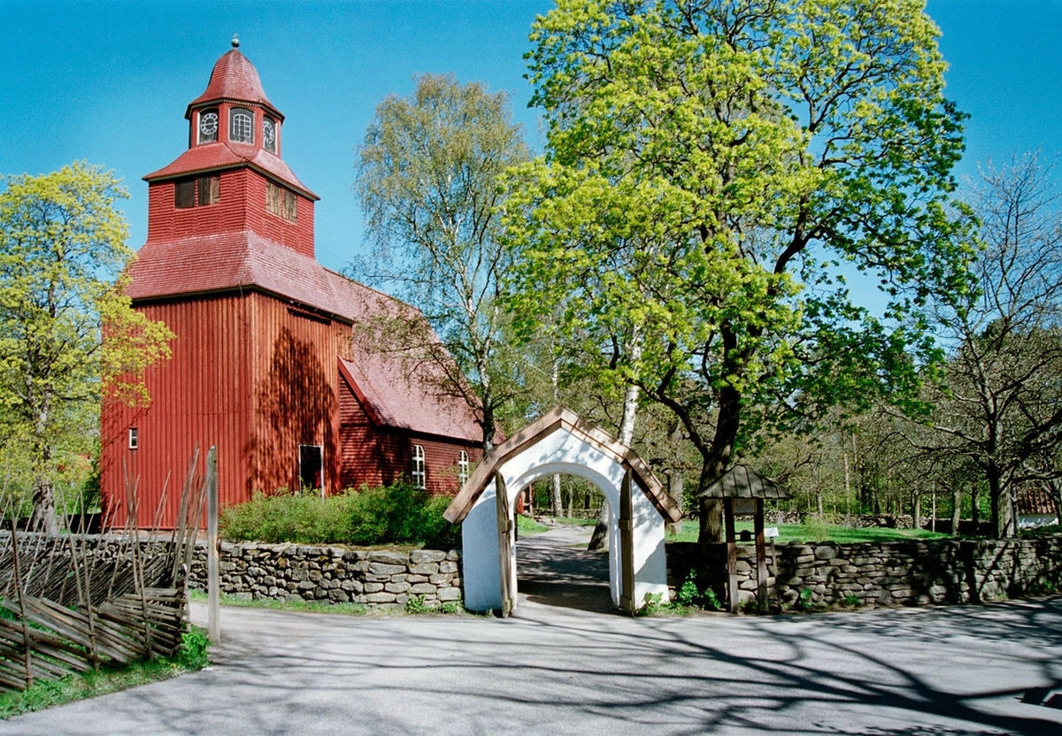 Ljudinspelning av klockorna i Seglora kyrka på Skansen.
