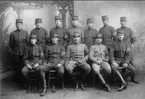 Gruppfoto, underofficersskolan ing 2 Karlsborg, år 1901 - 1902. Foto: Sjöberg & co, Karlsborg.