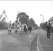 Danska folkdansare på besök i Karlsborg, uppvisning på Moliden. Endast neg finns.